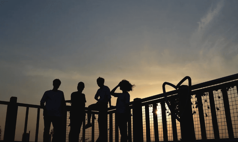 How to Build Friendships That Last a Lifetime