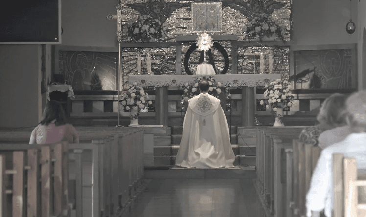 How to Start Going to Eucharistic Adoration